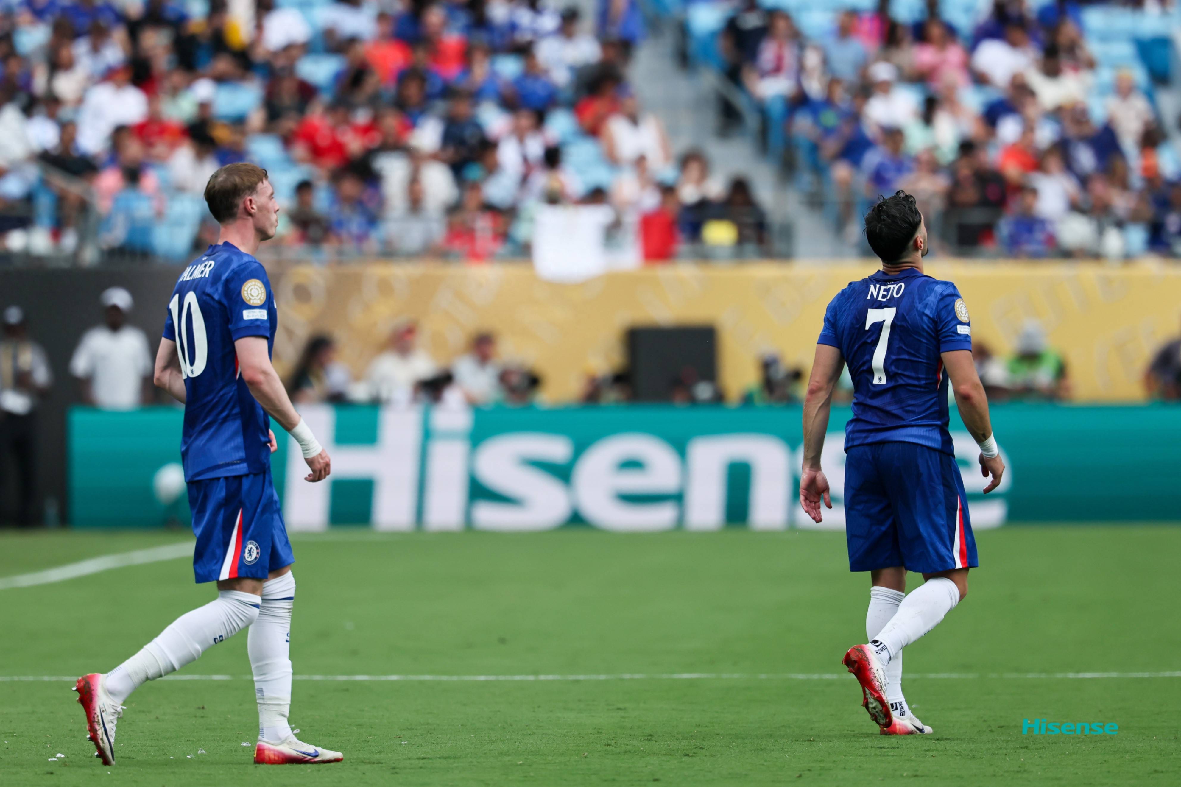 开云电子-Uzi在切尔西比赛中大比分获胜，大比分获胜引发热议！比赛高潮迭起的简单介绍